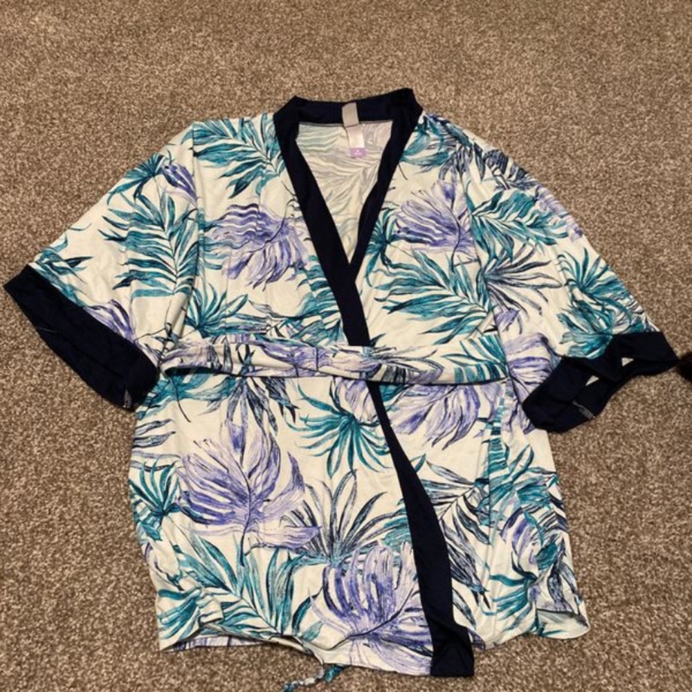 Secret Treasure sleepwear